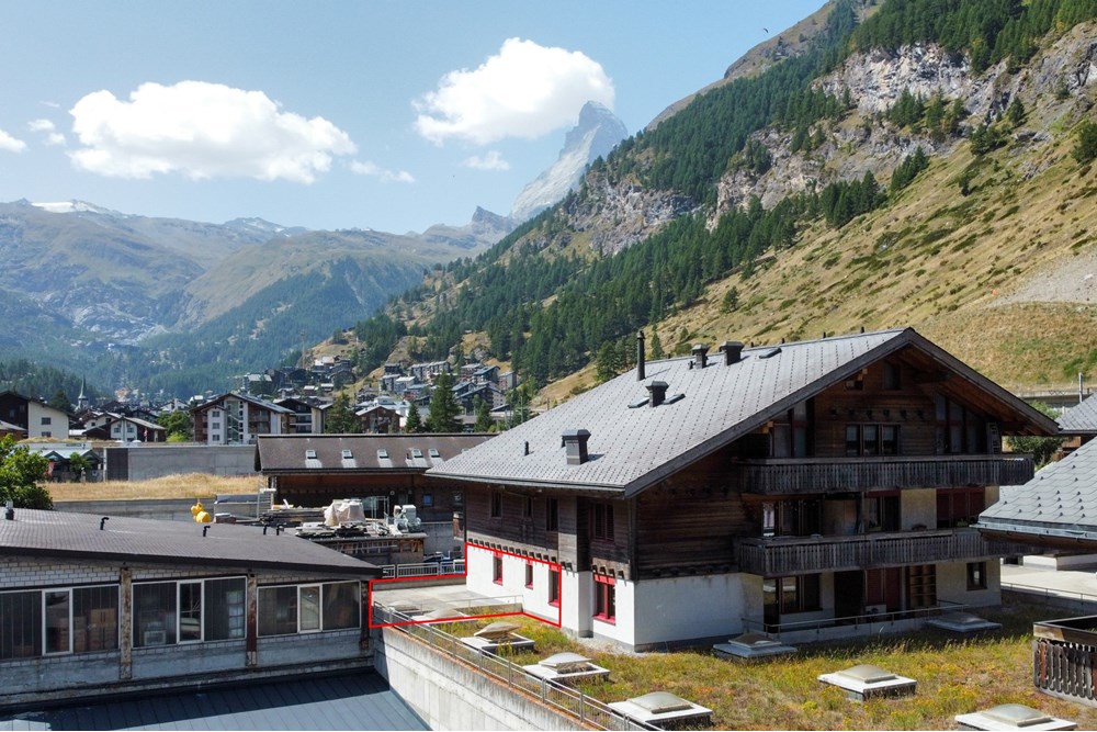 Wohnung - Kauf - Zermatt, Wallis - dji_fly_20250815_122612_629_1755253675836_photo_optimizedqs.jpg - 117400002-361