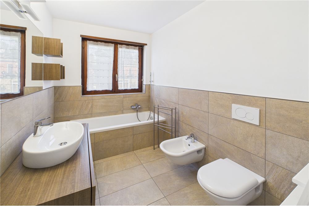 Prédio Habitacional - Apartamento - Montagnola, Tessin - CH - 40 - 119001001-2946