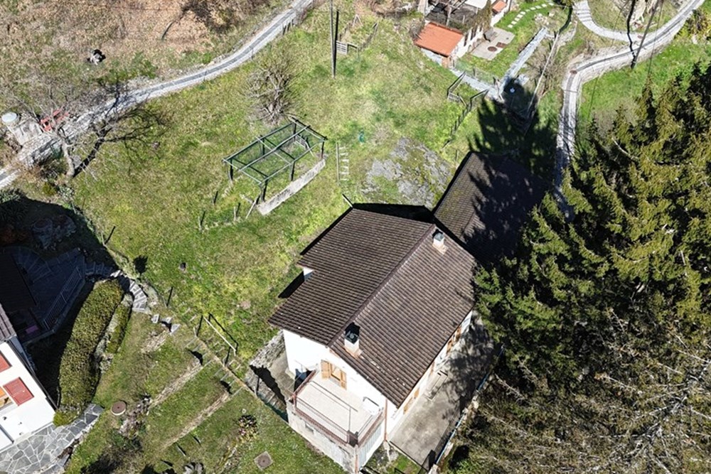 Einfamilienhaus - Kauf - Bidogno, Tessin - dji_fly_20250319_142834_0013_1742484896916_photo 2.JPG - 119001097-12