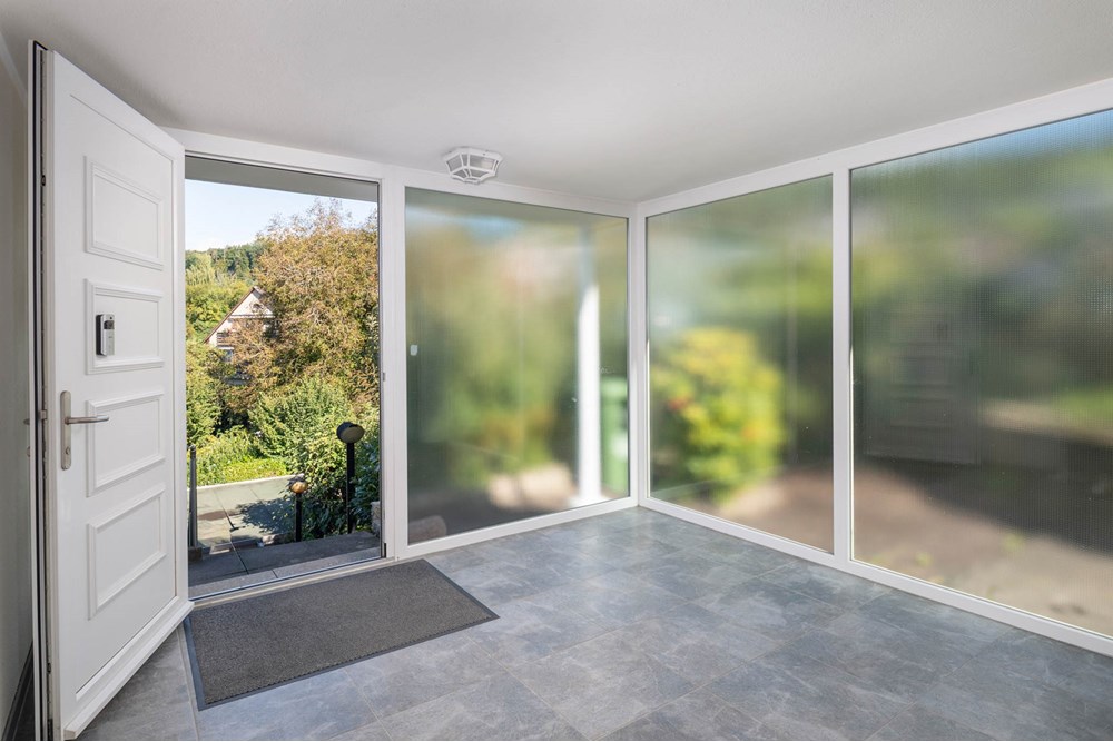 lakó - szabadonálló ház - Oetwil an der Limmat, Zürich - CH - 014 - Herbstrasse 6, 8955 Oetwil an der Limmat (Daniel Blake Fotografie).jpg - 118471013-201