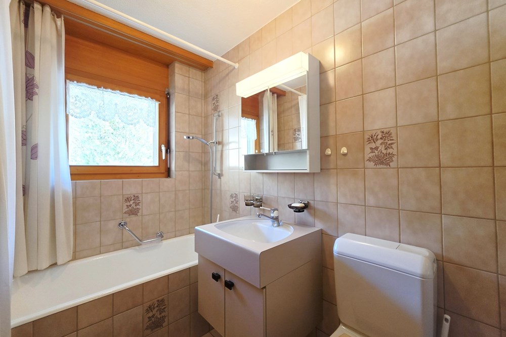 Wohnung - Kauf - Leukerbad, Wallis - 3.5 Zi-Wohnung_Schneehorn in Leukerbad_Badezimmer.jpg - 119101007-733