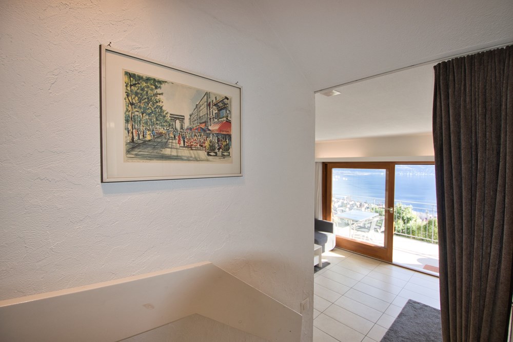 Ferienwohnung - Kauf - Orselina, Tessin - Flur.jpg - 111181001-23