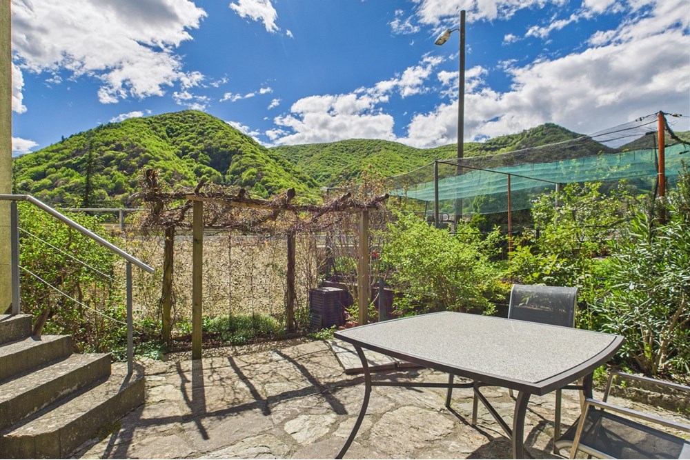 Einfamilienhaus - Kauf - Muggio, Tessin - CAM02526G0-PR0090-STILL002_.jpg - 110410011-22