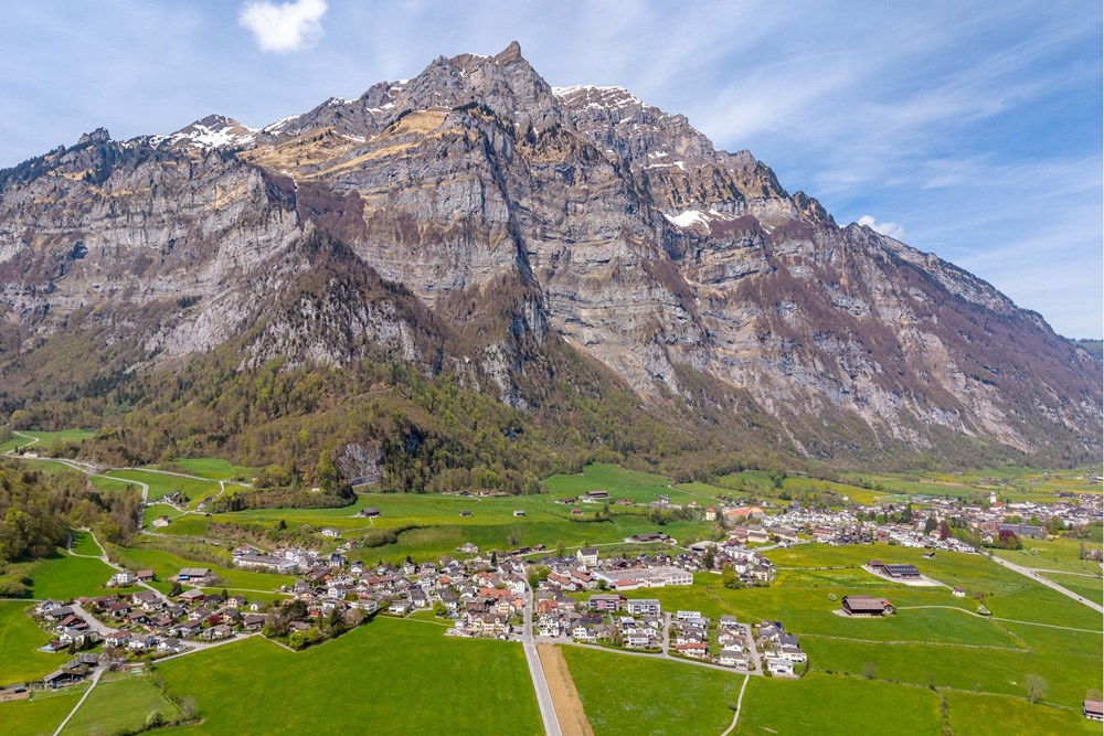 Einfamilienhaus - Kauf - Riedern, Glarus - Header_und_Zwischenfotos_20260417_12434646_018.jpg - 118641001-924