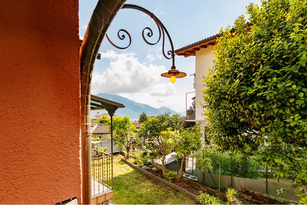 Doppelhaushälfte - Kauf - Minusio, Tessin - C533DF95-D726-4D44-B0B5-7BBA8ABECACF_1_105_c.jpeg - 118461080-40