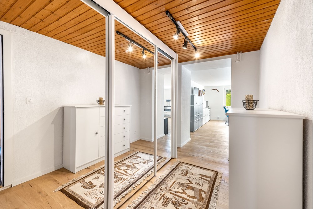 Einfamilienhaus - Kauf - Riedern, Glarus - Header_und_Zwischenfotos_20260417_15450303_036.jpg - 118641001-924