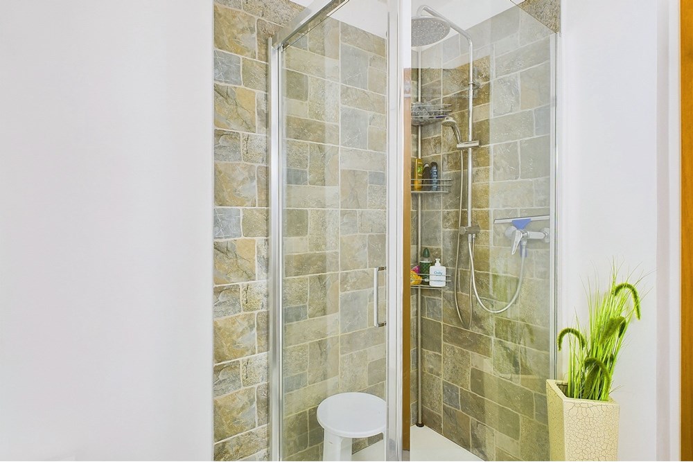 Wohnung - Haus - Rancate, Tessin - CH - CAM02262G0-PR0431-STILL010.jpg - 119001099-35