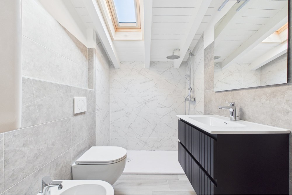 Ferienwohnung - Kauf - Ponte Tresa, Tessin - CAM02676G0-PR0071-STILL006.jpg - 119001099-93