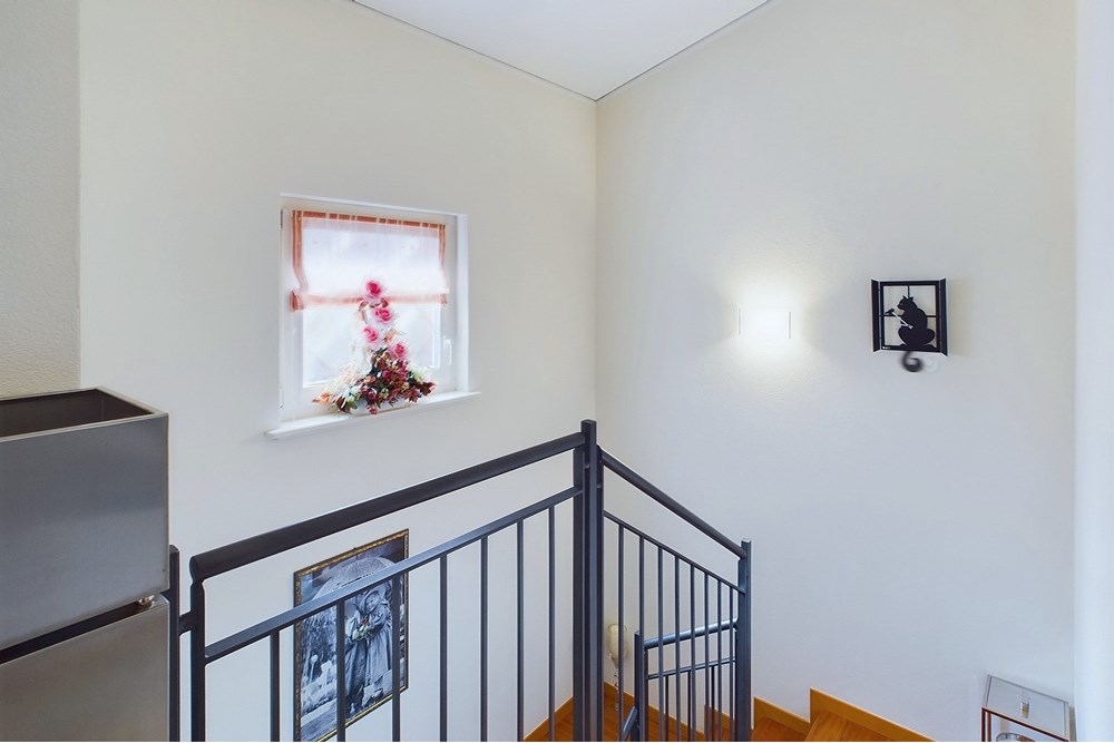 Wohnung - Haus - Lugano, Tessin - CH - CAM02262G0-PR0309-STILL005.jpg - 119001050-301