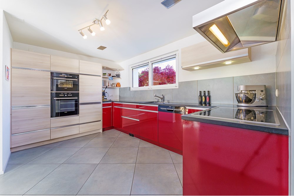 Résidentiel - Maison mitoyenne - Belfaux, Freiburg - CH - Kitchen 1.jpg - 119791003-379
