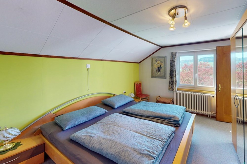 Einfamilienhaus - Kauf - Zetzwil, Aargau - OG Schlafzimmer.jpg - 111301001-4