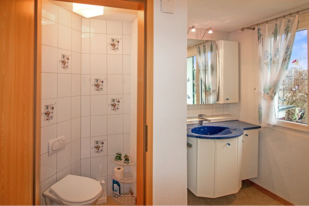 Reihenhaus - Kauf - Herzogenbuchsee, Bern - Bad-OG(1).jpg - 110510029-7