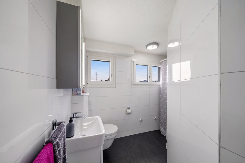 Wohnblock - Kauf - Galgenen, Schwyz - NR_08470.jpg - 118471002-280