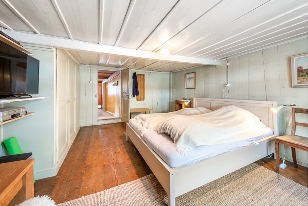 Einfamilienhaus - Kauf - Rüti GL, Glarus - 500kb_20260116_11020404_021.jpg - 118641001-911