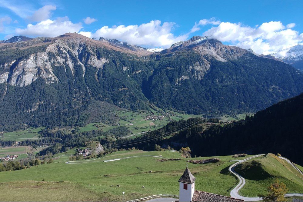 Einfamilienhaus - Kauf - Wergenstein, Graubünden - DJI_1042.JPG - 119141007-779