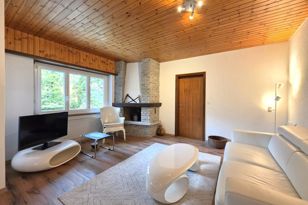 Wohnung - Kauf - Leuk Stadt, Wallis - 2.5 Zi-Wohnung in Leuk-Stadt-Wohnzimmer ca.jpg - Wohnzimmer - 119101007-739