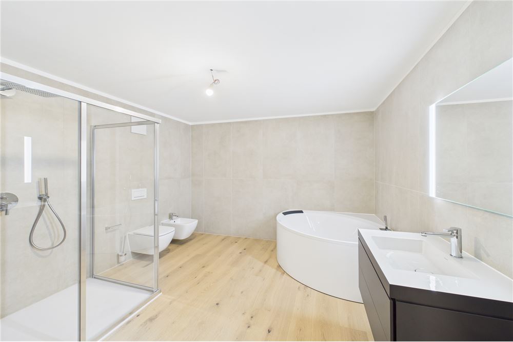 Residencial - Villa - Breganzona, Tessin - CH - 39 - 119001001-2882