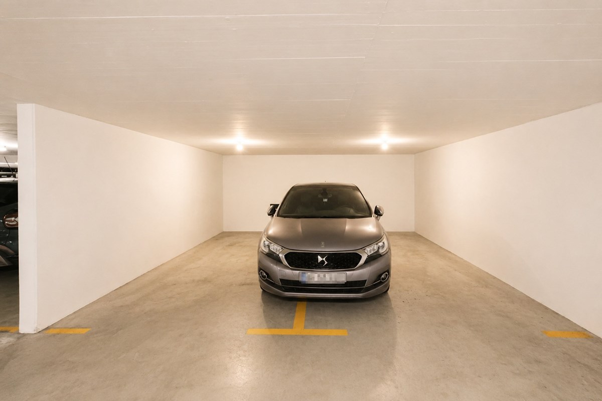 Wohnung - Kauf - Reinach AG, Aargau - Parkplatz.jpg - 111301001-6
