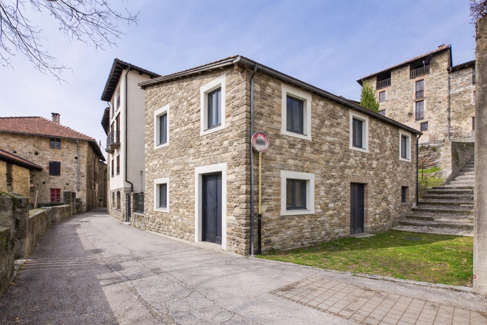 Einfamilienhaus - Kauf - Breno, Tessin - retro1 .jpg - 119001099-100