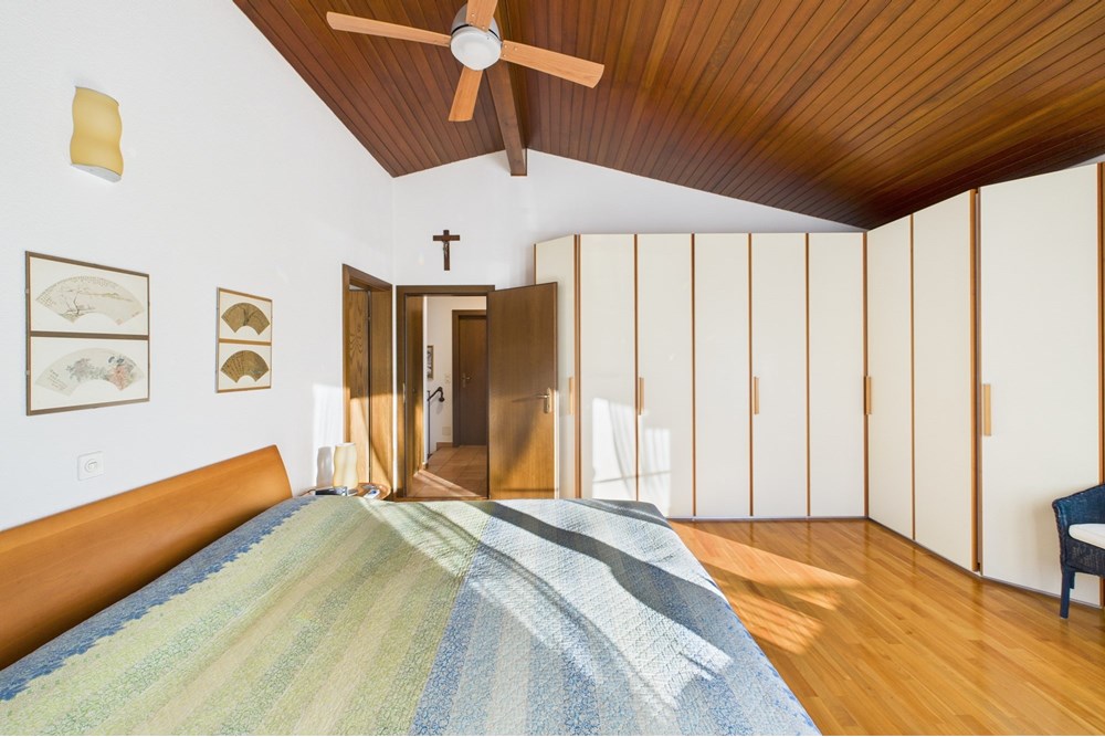 Villa - Kauf - Pregassona, Tessin - CAM02262G0-PR0636-STILL065.jpg - 119001097-31