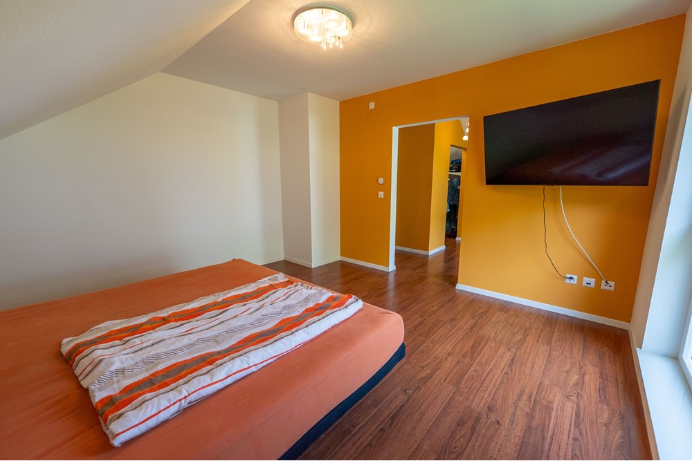 Einfamilienhaus - Kauf - Hellikon, Aargau - Remax-Hellikon-Chesselacker 22-089.jpg - 110031036-73