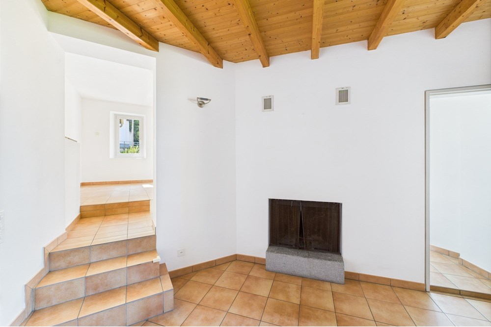 Einfamilienhaus - Kauf - Iseo, Tessin - 13. corridoio:zona giorno.jpg - 119001097-16