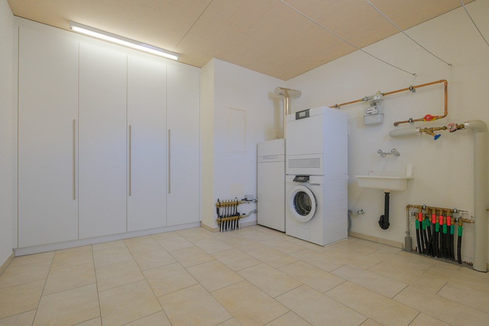 Attikawohnung - Kauf - Windisch, Aargau - Attika zu verkaufen Windisch Spitzmatt remax brugg (2).jpg - 115360003-547