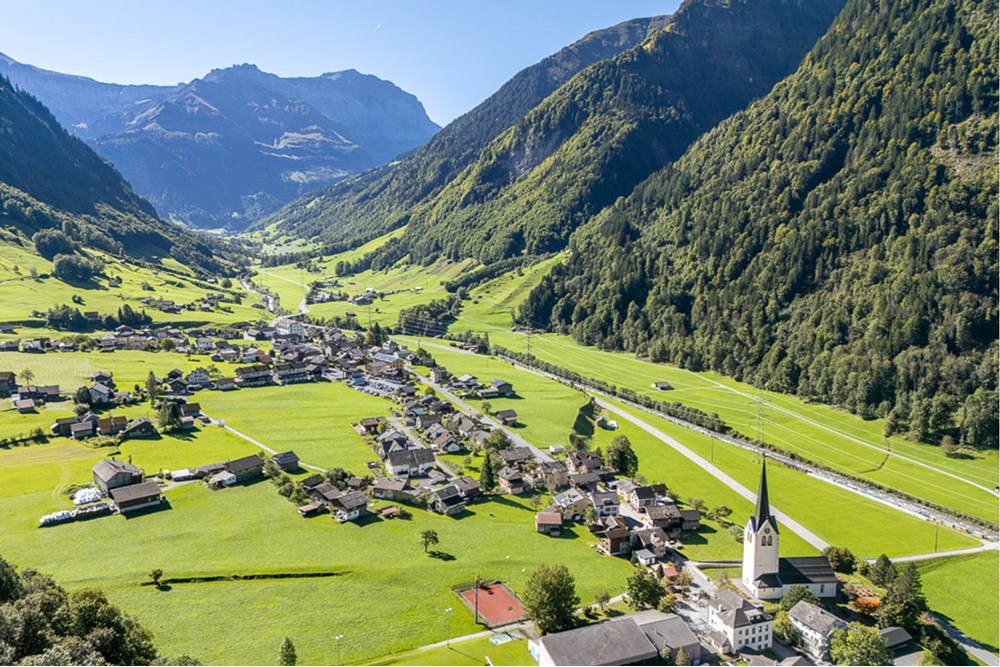 Einfamilienhaus - Kauf - Matt, Glarus - 500kb_20250918_17321414_042.jpg - 118641001-896