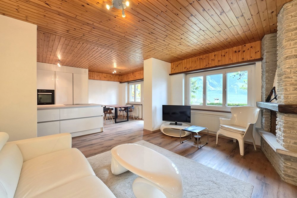 Wohnung - Kauf - Leuk Stadt, Wallis - 2.5 Zi-Wohnung in Leuk-Stadt-Wohnzimmer b.jpg - Wohnzimmer - 119101007-739