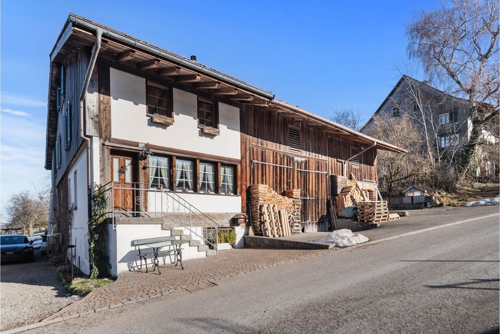 Eck-Haus - Kauf - Dürstelen, Zürich - 029  - Dürstelenstrasse 121, 8335 Hittnau (Daniel Blake Fotografie).jpg - 110460007-1318