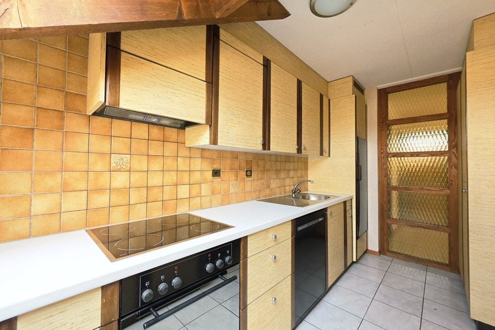 Wohnung - Kauf - Susten, Wallis - 5.5 Zi-Duplexwohnung in Susten_Küche b.jpg - 119101007-732