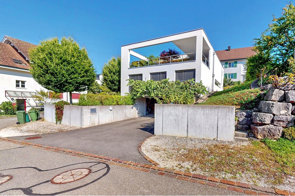 Einfamilienhaus - Kauf - Küttigen, Aargau - F_3zu2_Aussenansicht von links_Eibenweg 1_Küttigen.jpg - 119841002-85