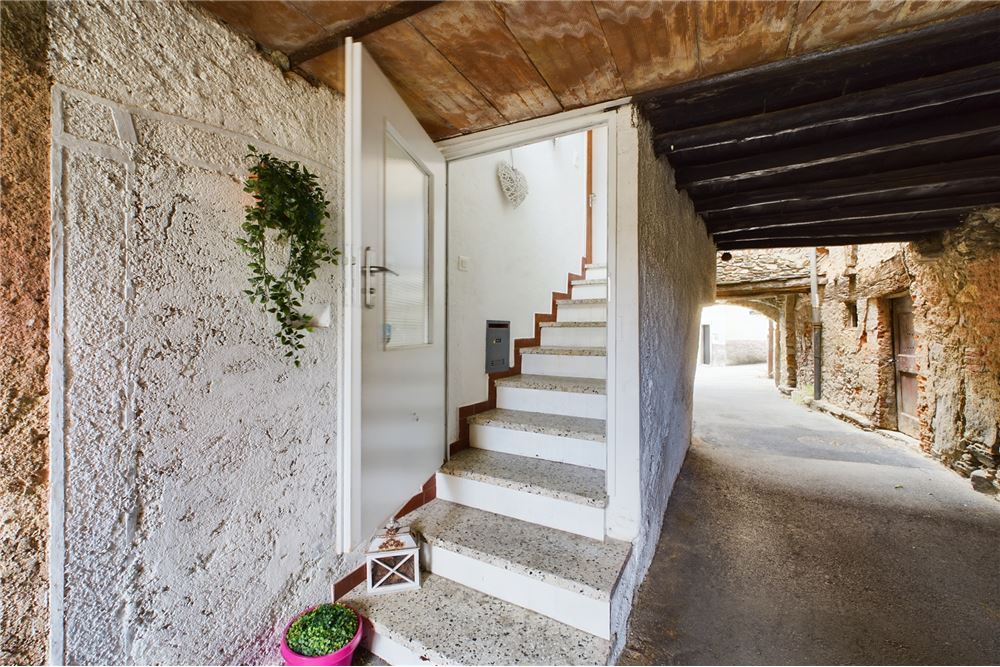 Residential - Cornerhouse - Novaggio, Tessin - CH - 98 - 119001091-47