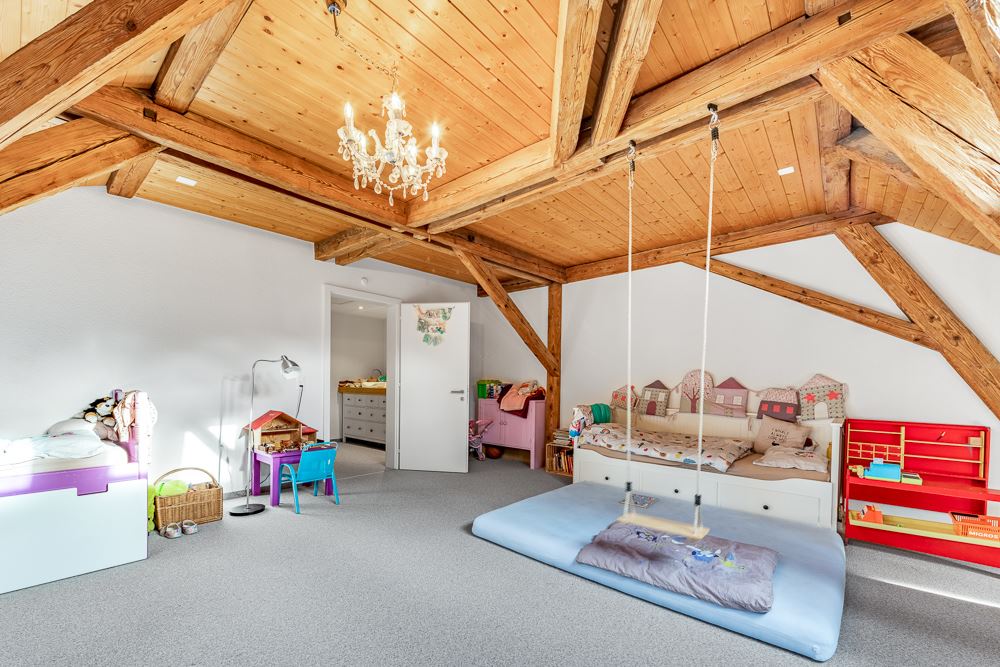 Residential House with Commercial Space Glarus, Glarus CH