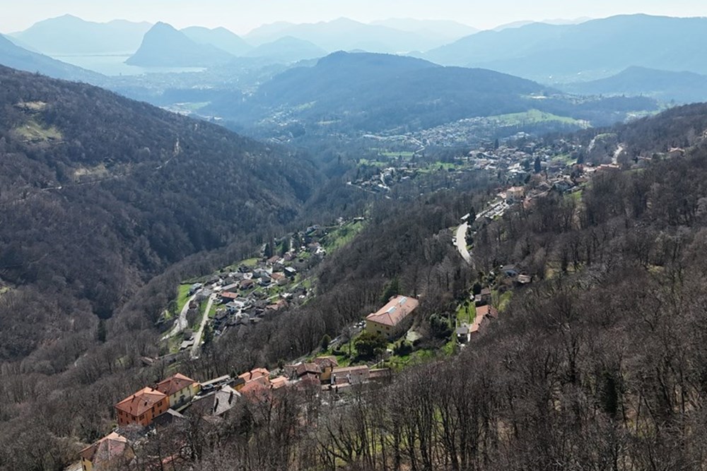Einfamilienhaus - Kauf - Bidogno, Tessin - dji_fly_20250319_142758_0010_1742484898051_photo 2.JPG - 119001097-12