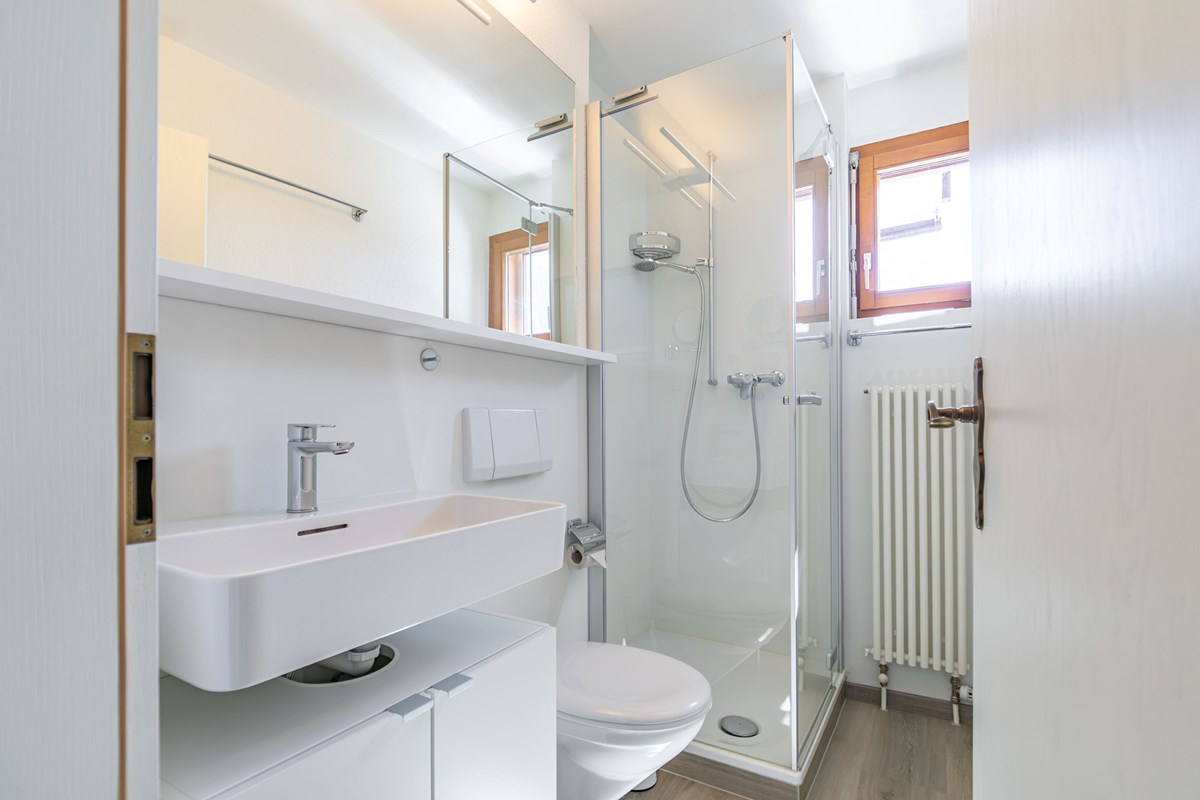 Wohnung - Kauf - Oberwald, Wallis - WC_2.jpg - 110400033-12