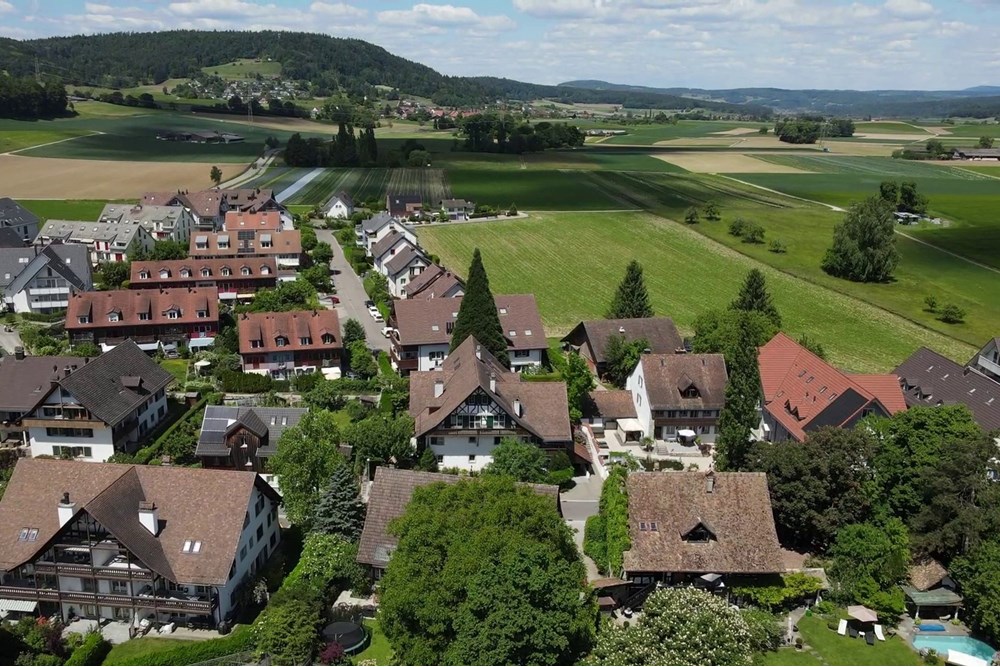 Maisonette - Kauf - Neerach, Zürich - vlcsnap-2025-12-15-15h16m08s805.jpg - 110050043-50