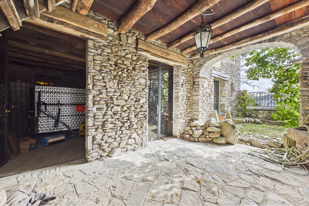 Einfamilienhaus - Kauf - Breno, Tessin - CAM02676G0-PR0072-STILL008.jpg - 119001099-100