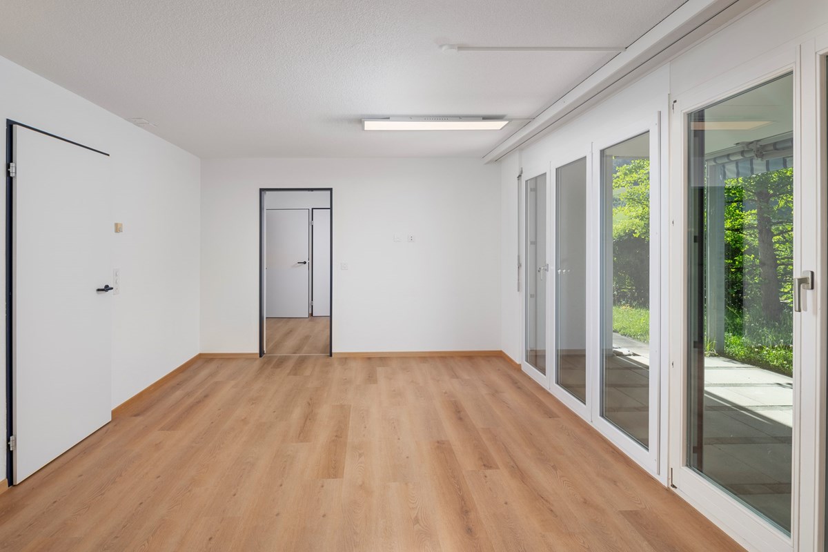 Büro/Praxis - Kauf - Wilen b. Wollerau, Schwyz - 004 - Wilenstrasse 126, Wilen-Wollerau (Daniel Blake Fotografie).jpg - 118471013-249