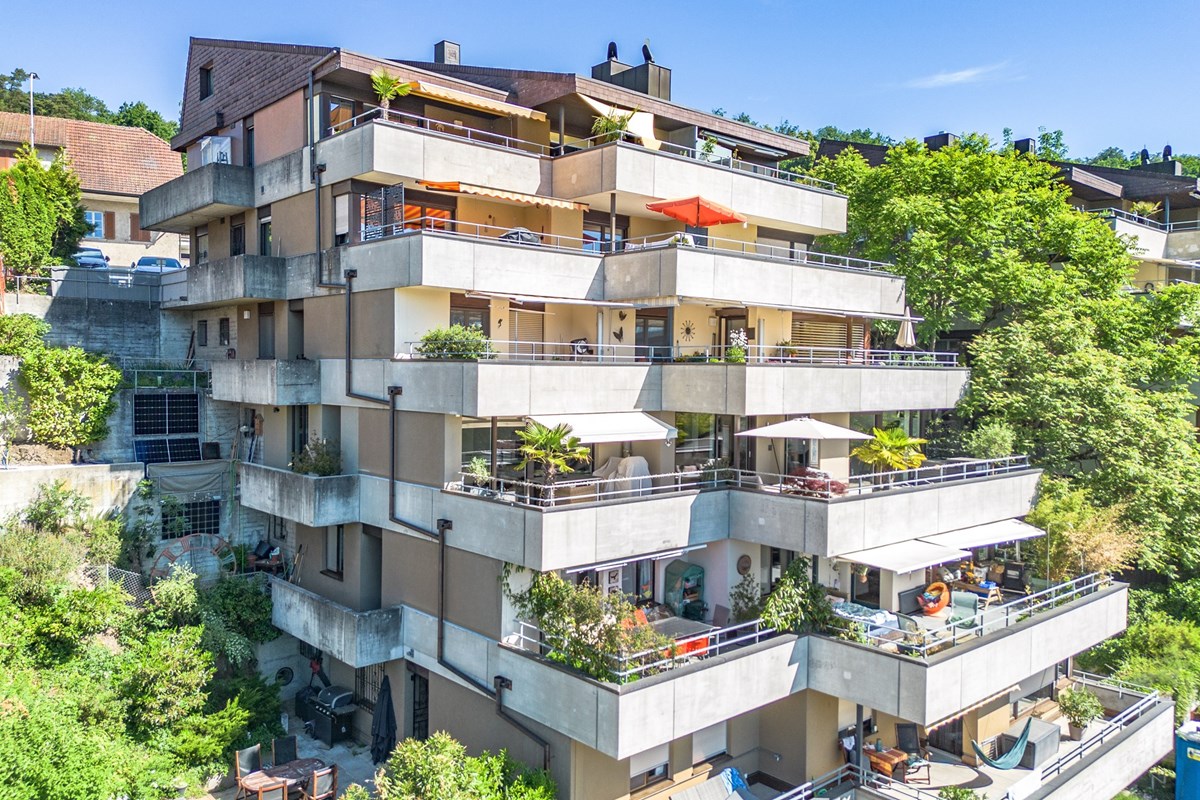 Wohnung - Kauf - Brugg AG, Aargau - Verkauf_Ansicht_Drohne_Brugg_Aarestrasse 43_.jpg - 115360019-171
