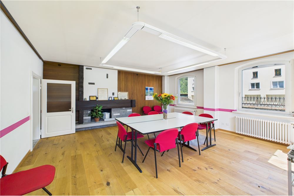 Residential - فيلا مستقله - Quinto, Tessin - CH - 51 - 119001001-2907