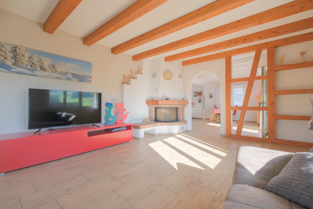 Einfamilienhaus - Kauf - Oberhofen, Aargau - Einfamilienhaus_Roosmattstrasse 168_Oberhofen_zuverkaufen_remaxbrugg (16).jpg - 115360003-548