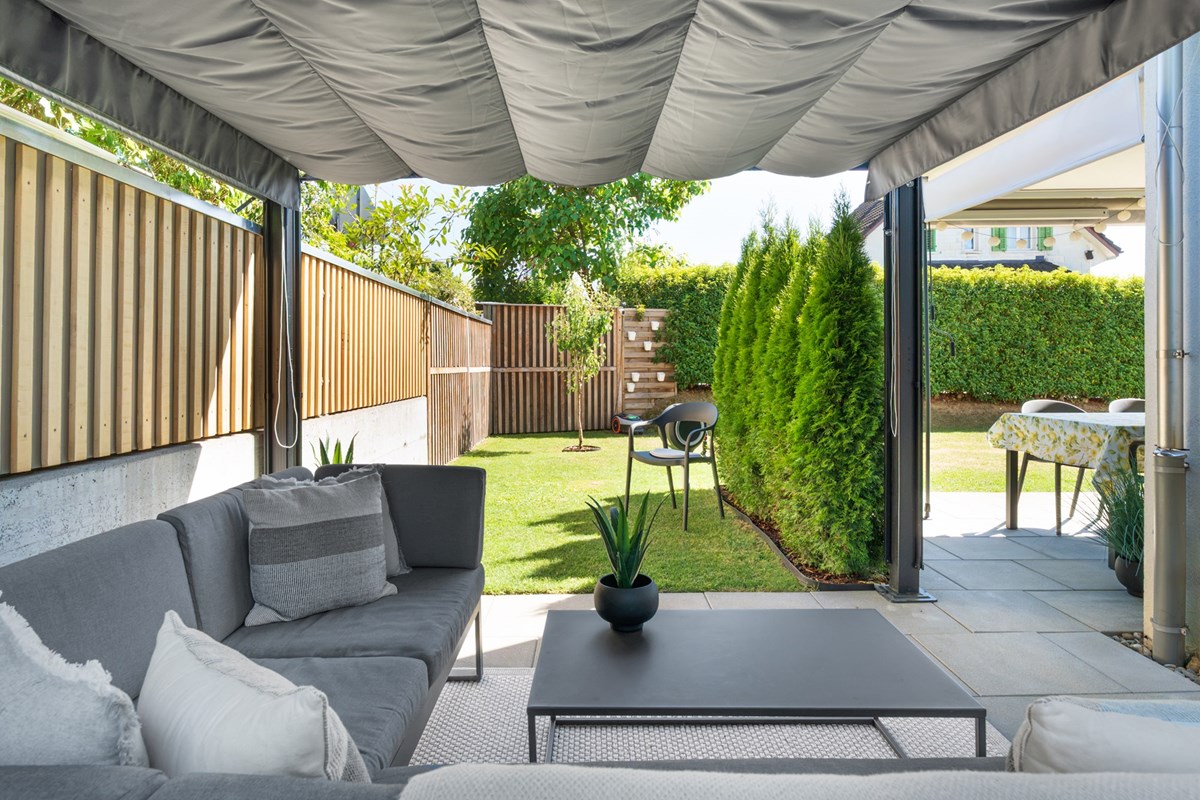 Einfamilienhaus - Kauf - Hirschthal, Aargau - Gartenlounge_Foto_Unterdorfstr_Hirschthal_215-Edit.jpg - 119841016-12