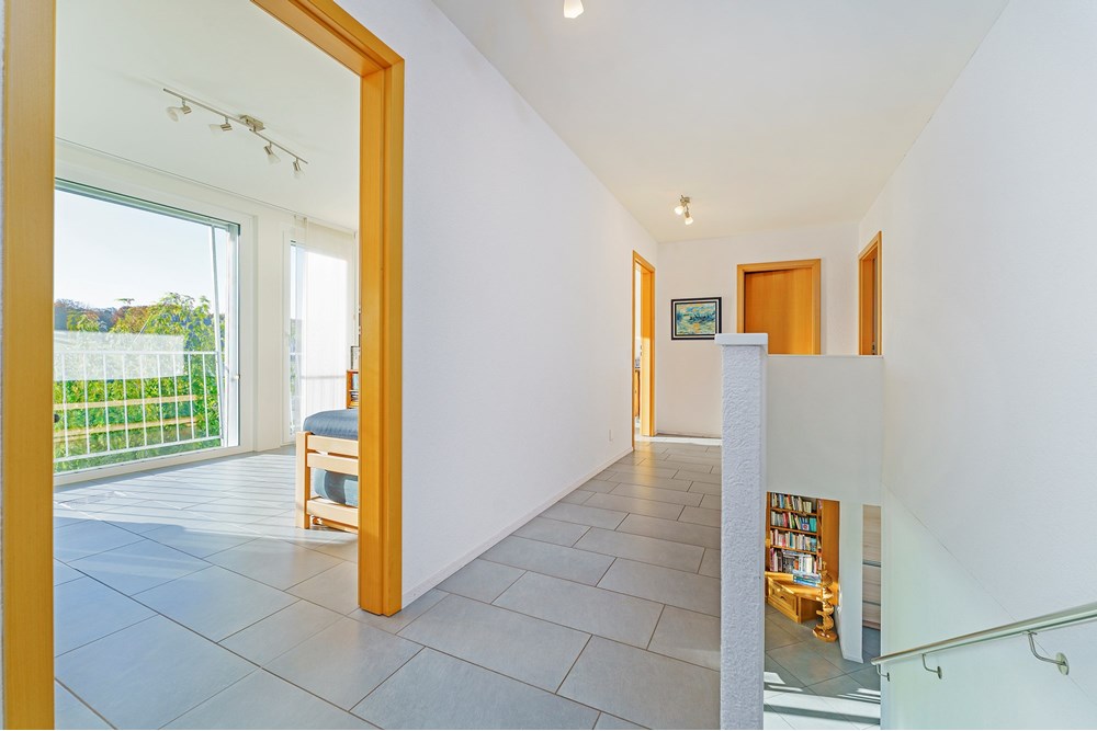 Résidentiel - Maison mitoyenne - Belfaux, Freiburg - CH - Hall way.jpg - 119791003-379