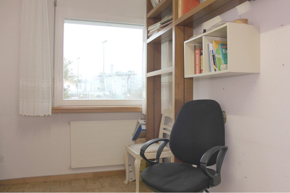 Wohnung - Kauf - Liestal, Basel-Landschaft - Zimmer3_0523.jpg - 110031007-346