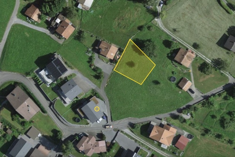 Bauland - Kauf - Brienz BE, Bern - Luftbild neu kleine Parzelle.jpg - 111211001-112