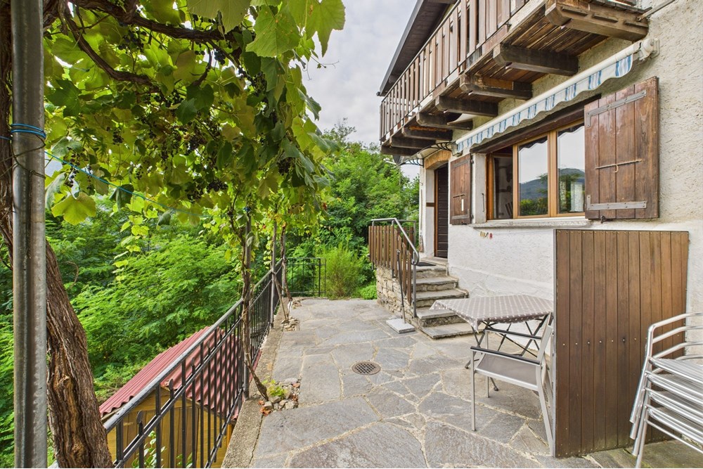 Residenziale - Villa Bifamiliare - Monteggio, Tessin - CH - CAM02262G0-PR0560-STILL024.jpg - 119001001-2948