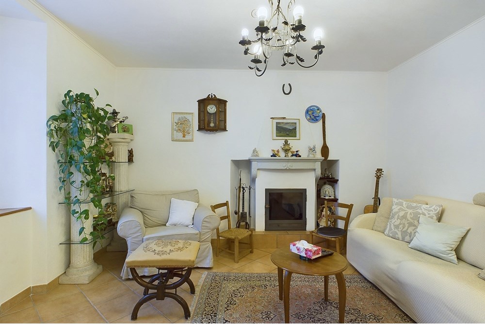 Wohnung - Haus - Rancate, Tessin - CH - CAM02262G0-PR0431-STILL001.jpg - 119001099-35