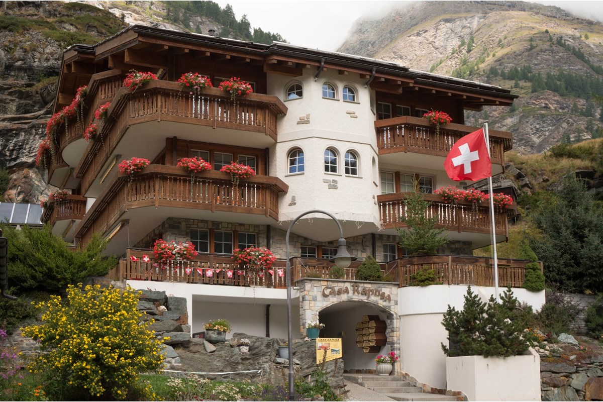 Wohnung - Vermietung - Zermatt, Wallis - 2148101_Ansicht-Sommer.jpg - 117400002-370