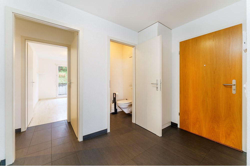 Résidentiel - Appartement avec jardin - Fechy, Waadt - CH - Entrance 2.jpg - 119791003-381